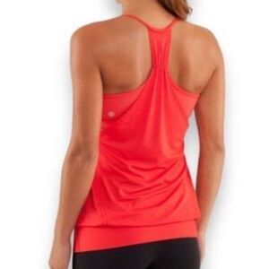 Lululemon No Limits Tank Red Shelf Bra
Open Sides Fitness Tank size S